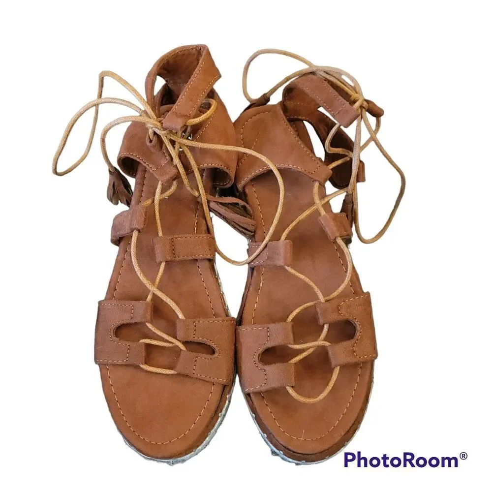Zara suede platform gladiator esperadilles